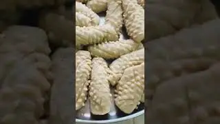 Deep fried pastries