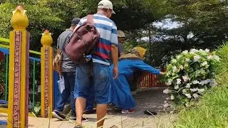 Di Jamb4k sama mak-mak..!! Indonesia bushman prank, Indonesia funny prank..!!!