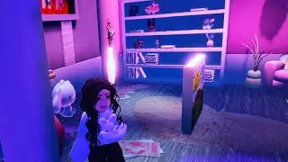 Playing Eternal Daycare (Weirdcore/Dreamcore) on Roblox 