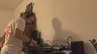 Hitman - 60 tracks in 60 minutes [Outlook DJ Competition mix]