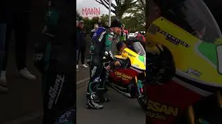 Michael Dunlop Jokes with Mechanic: &lsquo;I Told You!&rsquo; 🇮🇲 Manx GP 2024