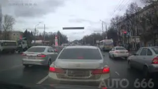 И снова женщины на дорогах