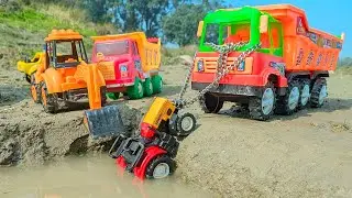 Toy Tractor Rescue Mission 🚜⛓️💦 | Tractor Stuck in Mud