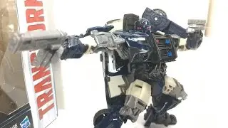 Transformers The Last Knight Deluxe Barricade Chefatron Review