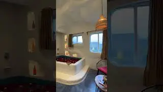A Santorini themed villa near Mumbai 😍