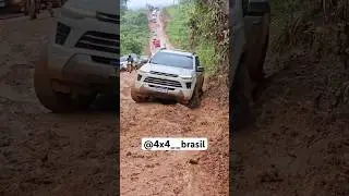 NOVA CHEVROLET S10 DANDO AULA NO ATOLEIRO!! #shorts #automobile #gm #offroad #subscribe #fyp #s10