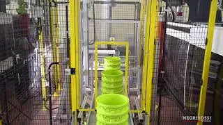 IML 19 Lt Bucket & Lid Production on N.2 Negri Bossi IMM