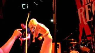The Pretty Reckless - Factory Girl (Live @ Paradiso Amsterdam)