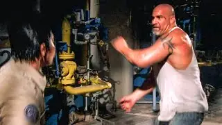 Bill Goldberg domina una guardia carceraria | Infiltrato speciale 2 | Clip in Italiano