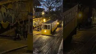 The Yellow Miseric&oacute;rdia Tram (El&eacute;ctrico da Miseric&oacute;rdia) in Lisbon #travel #lisboa #portugal