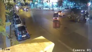 A shocking footage of chain-snatchers | Caught on Zicom CCTV