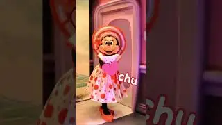Minnie's Style Studio Greeting with Minnie