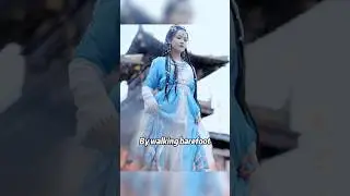 The girl walked barefoot in the fire, and everyone was shocked by her #movie #movie