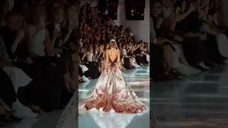 Dreamy Runway Moments: Dresses That Define Luxury