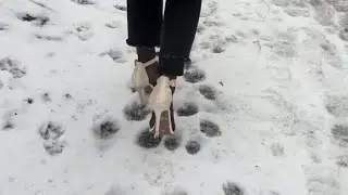 High heeled sandals, open toes, slippery high heels, slippery shoes, girl slips, slipping on ice