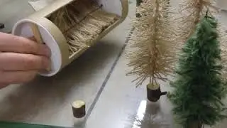 Make a mini Christmas Tree