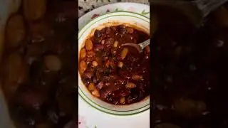 Southwestern Low-Fat Three Bean Chili 🌶️ 🫘🍫 #chili #chilirecipe #lowfat #vegetarian #vegetarianchili
