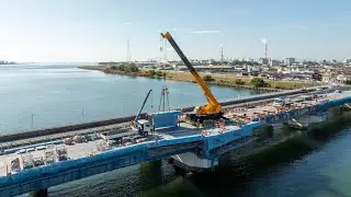 兵庫県 / 明石高砂線 相生橋上部工拡幅工事 (拡幅桁架設)