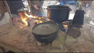 Camping and ham radio at a Bushcraft festival