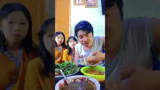 ငါးပြင်မကိုခရမ်းချဉ်နဲနံနံပင်အုပ် ရှယ်တုပ်ပြီး ပေါ့ဗျာ -မှည့်ကြီး အားရစရာကြီးစားချက်က