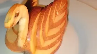 Apple 🍎 swan 🦢 carving