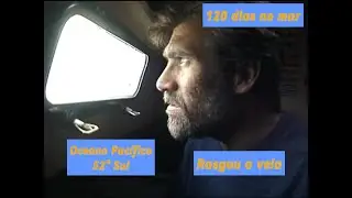 Ondas gigantes atravessando o barco