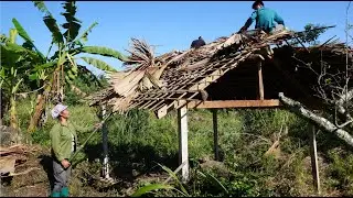 CEO Girl Leaves The City for The Forest To Restore an Abandoned Old House - Build Leaf Roof