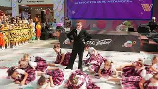 Contemporary dance MUSIC TEACHER. Dance festival-competition PARADE OF STARS. Choreography.