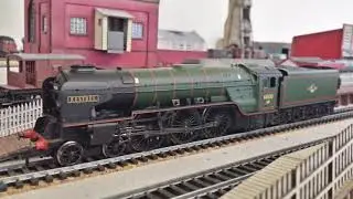 Bachmann 32-555 BR 4-6-2 Class A1 'Kestrel' No. 60130 Late Crest B222253