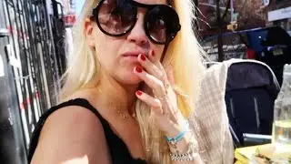 EEN GEEST IN DE METRO? | BLONDE TIGERS - VLOG #156