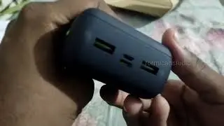 URBN 27000mah powerbank for laptop 65W output with charging cable.