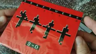 Распаковка CD Kraftwerk с Wildberries