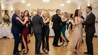 Ta melodia niesie radość, której wszyscy potrzebujemy.