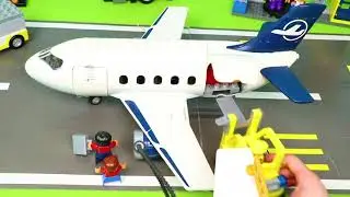 Çocuklar için inşaat blokları treni