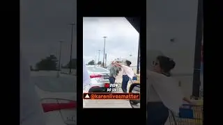 Почему я никогда не сталкиваюсь с таким хаосом, когда просто пытаюсь припарковаться у Walmart? #о...