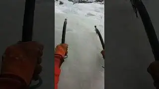 Фри соло ледолазание #freesolo #iceclimbing #alpine #mountaineering #mountains #горы #альпинизм