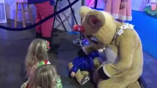 Felix loved Clarice at Dollywood!