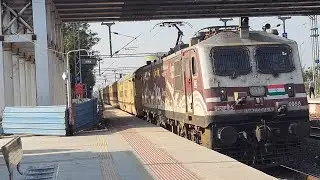 POWERFUL ARRIVAL | 19120 VERAVAL TO GANDHINAGAR CAPITAL INTERCITY EXPRESS AT GONDAL 🚆🔥
