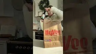 Давайте приготовим миски с лососем и хрустящим рисом.