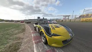 We're Not Rookies Anymore! Tsukuba Circuit MX5 Cup Weekly Races! iRacing VR