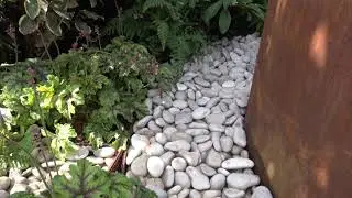 Duck Egg Pebbles 30-50mm