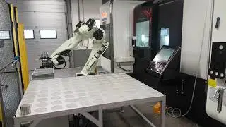 RFA Kawasaki CX210LFE02 RobotLoader voor Mazak Integrex I 200ST bij Jansen Machining 19 01 2019