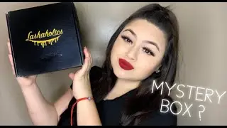MYSTERY BOX - LASHAHOLICS