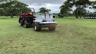Dakota top dresser demonstration