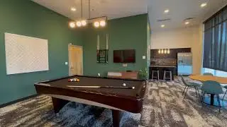 Veloce Apartments - Downtown Redmond - Billiard Room