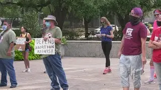 Women's right activists protest Texas abortion law