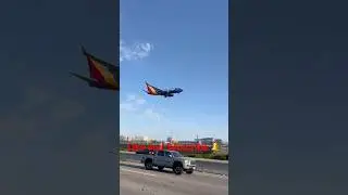 Southwest Airlines!! 🛫🛫🛫#losangeles #aviation #planespotting #travel #music #love