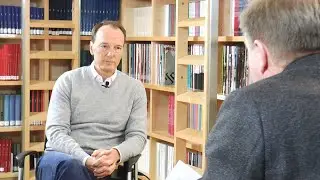 „Ein guter Thriller muss unterhalten.“ Marc Elsberg im Gespräch mit Günter Kaindlstorfer