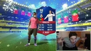 OMG!! RECORD BREAKER RONALDO! (FIFA 17 PACK OPENING)