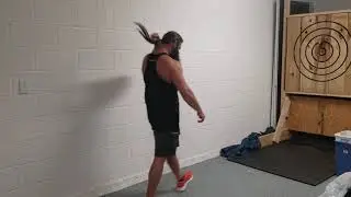 Axe Throwing Every Day - Day 890 - No music, all talk.